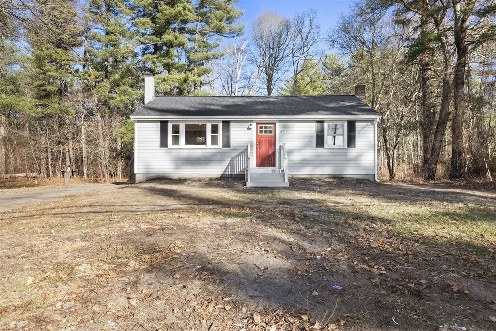 137 Summer St Middleboro, MA 02346