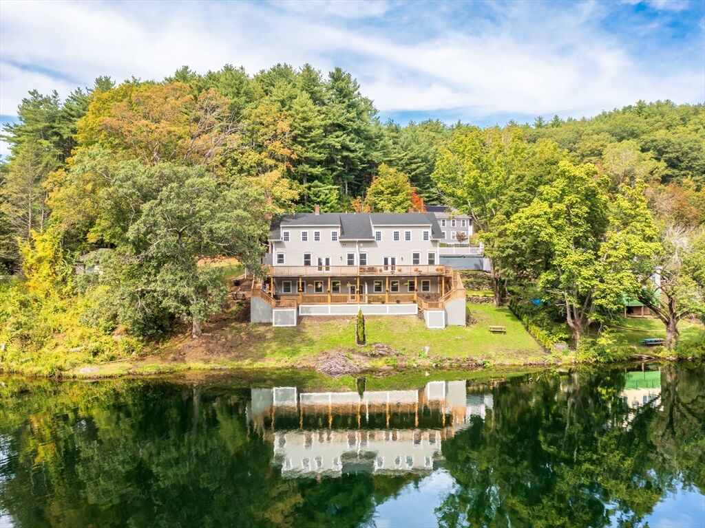 286 Grove Street Clinton, MA 01510