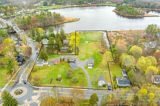 Photo of real estate for sale located at 570 Merrimac St Newburyport, MA 01950