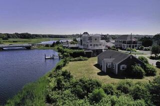 Photo of real estate for sale located at 34 Short Beach Rd Barnstable, MA 02632
