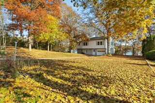 Photo of real estate for sale located at 12 Nye Ln Bourne, MA 02532