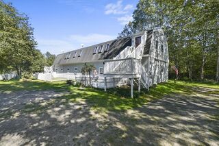 Photo of real estate for sale located at 21 Kelseys Way Westport, MA 02790