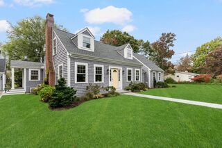 Photo of real estate for sale located at 40 Rockland St Dartmouth, MA 02748