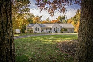 Photo of real estate for sale located at 870 Faunce Corner Road Dartmouth, MA 02747