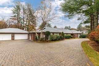 Photo of real estate for sale located at 15 North Hill Drive Lynnfield, MA 01940