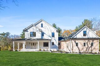 Photo of real estate for sale located at 205 Winter St Norwell, MA 02061