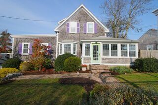 Photo of real estate for sale located at 812 Main St Chatham, MA 02633