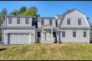 Photo of real estate for sale located at 7 Academy Hill Lane Dennis, MA 02660