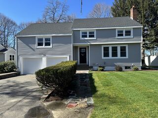 Photo of real estate for sale located at 102 Hathaway Cir Arlington, MA 02476