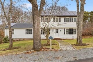 Photo of real estate for sale located at 132 Scudder Bay Cir Barnstable, MA 02632