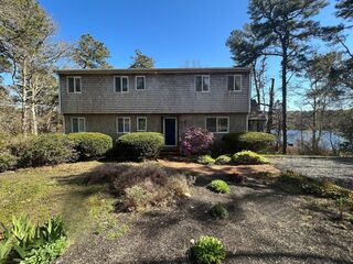 Photo of real estate for sale located at 35 Duncan Ln Chatham, MA 02633