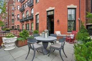 Photo of real estate for sale located at 409 Commonwealth Ave Back Bay, MA 02215