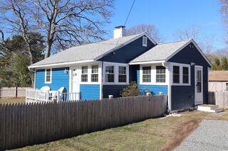 Photo of real estate for sale located at 120 Baxter Rd Barnstable, MA 02601