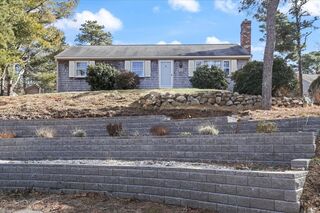 Photo of real estate for sale located at 158 Holly Dr Chatham, MA 02659