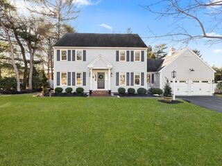 Photo of real estate for sale located at 43 Ocean Hill Dr Kingston, MA 02364