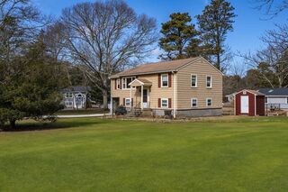 Photo of real estate for sale located at 5 Andersen Ave Sandwich, MA 02537