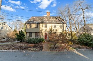 Photo of real estate for sale located at 33 Weybridge Ln Brookline, MA 02445