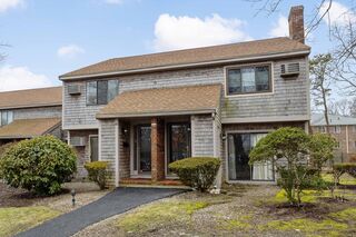 Photo of real estate for sale located at 52 Townhouse Terrace Barnstable, MA 02601
