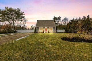 Photo of real estate for sale located at 9 Rolling Acres Ln Falmouth, MA 02536