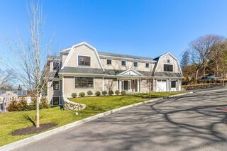 Photo of real estate for sale located at 4 Abby Road Winchester, MA 01890