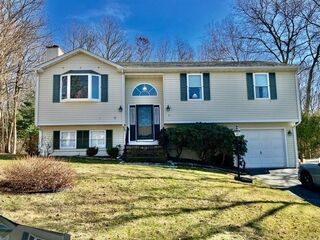 Photo of real estate for sale located at 31 Schooner Dr. Dartmouth, MA 02748