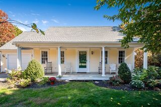 Photo of real estate for sale located at 17 Quashnet Woods Dr Mashpee, MA 02649