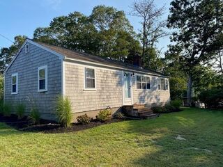 Photo of real estate for sale located at 2 Ebb Rd Dennis, MA 02660