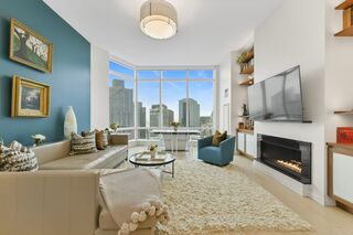 Photo of real estate for sale located at 1 Franklin St Midtown, MA 02110
