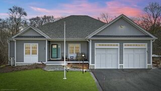 Photo of real estate for sale located at 1 Kyle Jacob Rd Westport, MA 02790