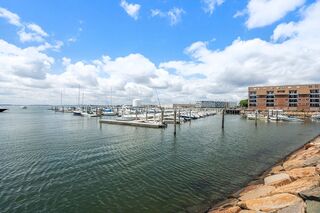 Photo of real estate for sale located at 150 Lynnway Lynn, MA 01902