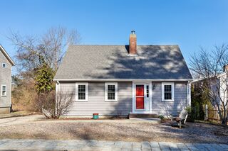 Photo of real estate for sale located at 7 Melix Avenue Plymouth, MA 02360