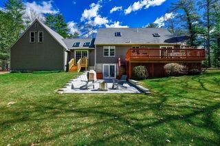 Photo of real estate for sale located at 127 Walnut Plain Rd Rochester, MA 02770