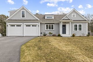Photo of real estate for sale located at 5 Maxwell Ln Sandwich, MA 02563