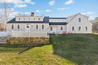 Photo of real estate for sale located at 2211 Main St Barnstable, MA 02668