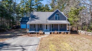 Photo of real estate for sale located at 481 Mill St Marion, MA 02738