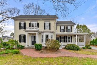 Photo of real estate for sale located at 1197 Great Plain Avenue Needham, MA 02492