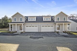 Photo of real estate for sale located at 16 Salisbury Hill Blvd. Worcester, MA 01609