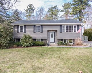 Photo of real estate for sale located at 23 Andrew Ln Holliston, MA 01746