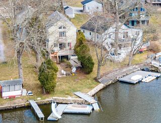 Photo of real estate for sale located at 231-B Tickle Rd Westport, MA 02790