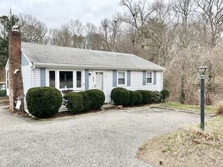 Photo of real estate for sale located at 206 Samoset St Plymouth, MA 02360