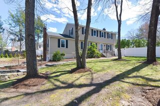 Photo of real estate for sale located at 489 Elm St Framingham, MA 01701