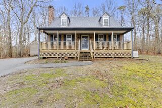 Photo of real estate for sale located at 86 Snake Pond Rd Sandwich, MA 02644