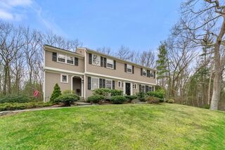 Photo of real estate for sale located at 11 Beaver Road Weston, MA 02493