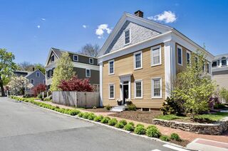 Photo of real estate for sale located at 251 Merrimac St Newburyport, MA 01950