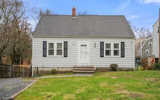 Photo of real estate for sale located at 21 Manomet Beach Blvd Plymouth, MA 02360