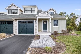 Photo of real estate for sale located at 19 Rosebay Ln Plymouth, MA 02360