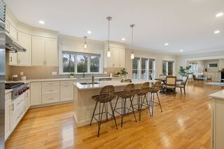 Photo of real estate for sale located at 87 North St Lexington, MA 02420