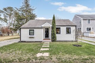 Photo of real estate for sale located at 5 Beach Road Sandwich, MA 02537