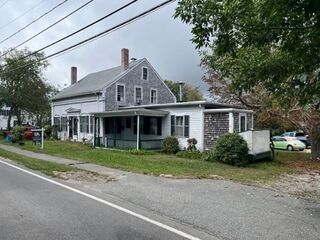 Photo of real estate for sale located at 172 Old Main St Yarmouth, MA 02664