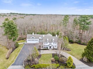 Photo of real estate for sale located at 18 Edgewood Park Norwell, MA 02061